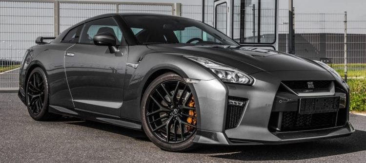 rent nissan gtr in the use