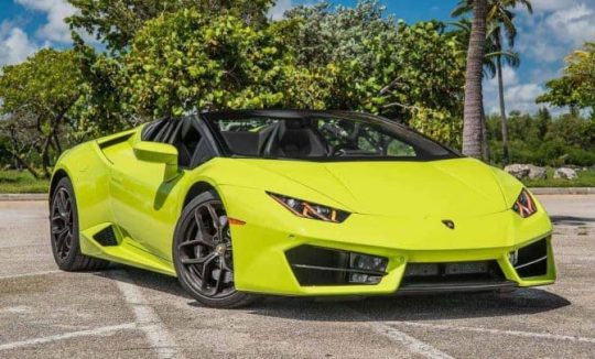 Rent a Lamborghini Huracan in Miami