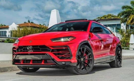 Rent a Lamborghini Urus in Miami