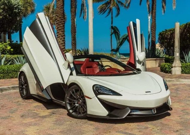 Rent a McLaren 570S Spider in Miami